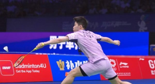 聚赢配资网 2-0！进攻完胜世界第28，韩国公开赛首战告捷，翁泓阳晋级16强